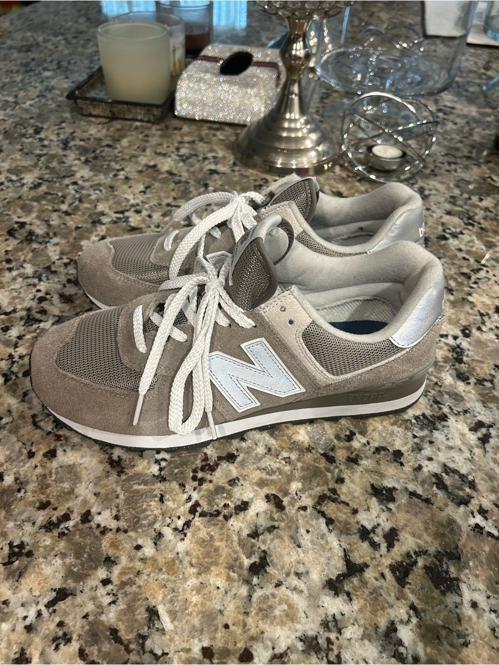 New Balance 574 Core Grey Women's Sz 10.5 
WL574EVG Classic Suede